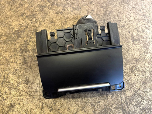 Aschenbecher vorne audi b8 - aschenbecher,