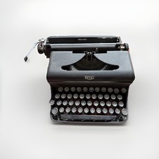Royal Typewriter Antike Schreibmaschine, USA