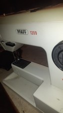 Pfaff 1209 Compact