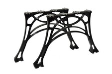 2 schöne Bankfüße