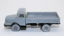 dm1704, Alter HERR KG Berlin Treptow ex. DDR LKW IFA H3A Pritsche grau TOP 1:87