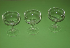 Sektschale Dessertschalen, Eisbecher, Glasschale, Pudding/Obst/Eis 3 x Stielglas