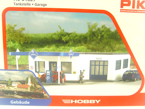 Tankstelle aral piko ho - ,