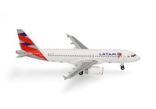 Herpa wings 500 airbus 320 - 1:500,