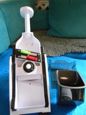 Livington Turbo Cat Universalhobel Gemüseschneider