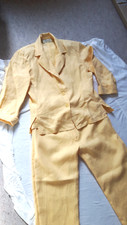 in Extenso, Gr. 36, schicker Hosenanzug in gelb mit Caprihose, 100% Leinen