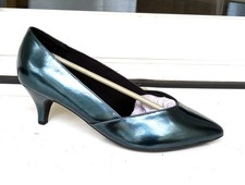 NEU und ungetragen - festlich glänzende Pumps Gr. 7 / 40,5  -  extra wide fit