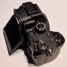 Sony Alpha A7R III 42,4MP Spiegellose Systemkamera- Schwarz (Kit sony SEL 28-70)