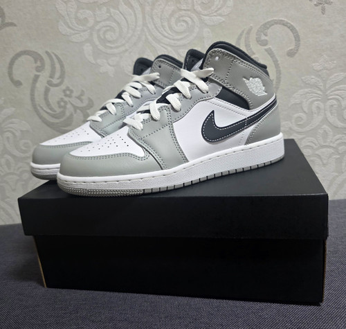 Jordan air mid - jordan,