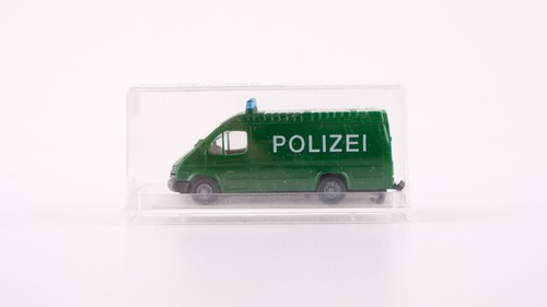 Revell 83709 ford transit - revell,