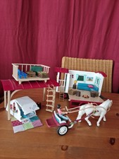 Schleich Horse Club Set Wohnwagen, Zelt, Kutsche