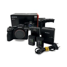 Sony Alpha A7R IV 61MP Vollformat Kamera mit Zubehörpaket + OVP