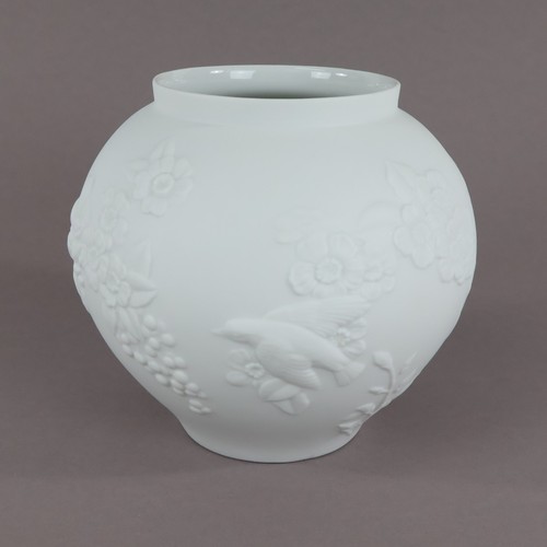 Hutschenreuther design vase - hutschenreuther,