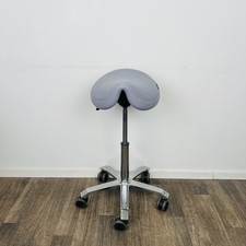 Score Sattelstuhl Amazone Polsterfarbe Hellgrau gebraucht MG009507