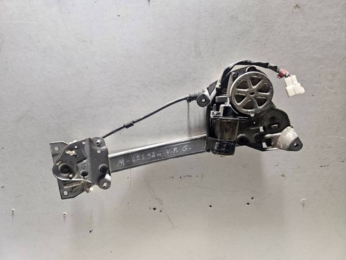 Mazda 626 1995 - , links