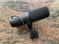 *** TOP - ZUSTAND *** 2 x benutzt: SHURE SM 7B