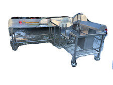 Fischverarbeitungsplatz Zerlegetisch mit Flossen- & Heilbuttschneider Edelstahl