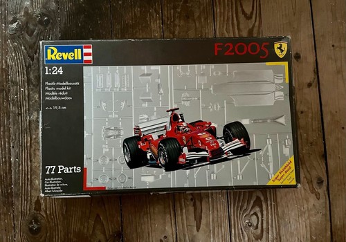 Revell ferrari f2005 - revell,