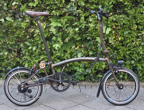 Brompton black lacquer - black,