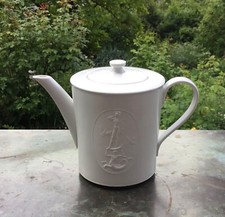 Kaffeekanne KPM Berlin "Arkadia"  1. Wahl weiß Trude Petri & Siegmund Schütz