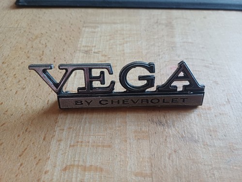 Vega chevrolet schriftzug - by,