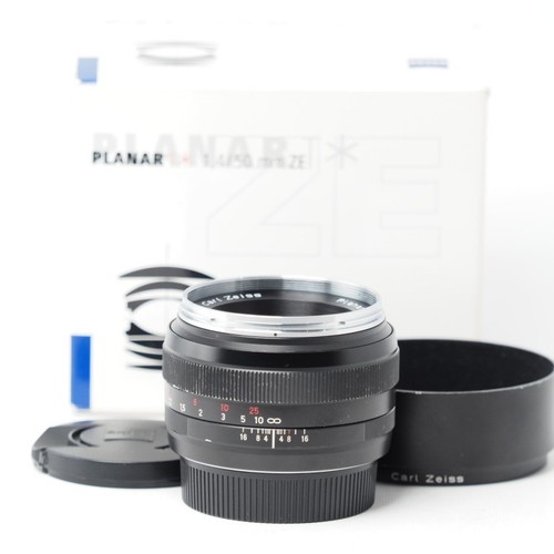 Carl zeiss planar 50mm - t*,