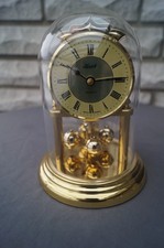 Sehr gepflegte Drehpendeluhr /