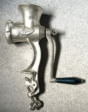 alter Fleischwolf aus den