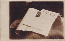 Foto urkunde mit orden - ak,