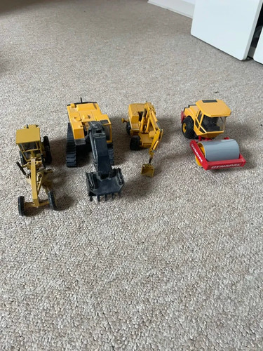 Seltenes - 🚜,