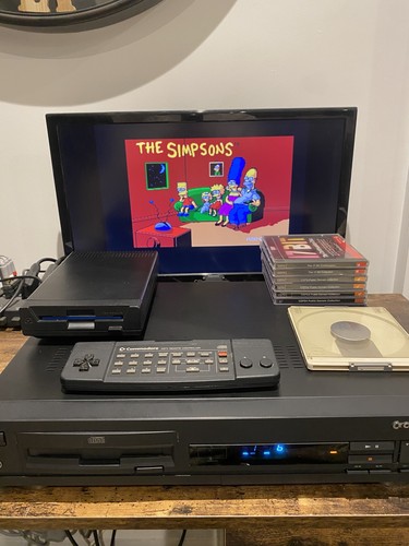 Commodore amiga cdtv - commodore,