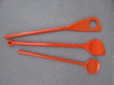 drei  alte Kochlöffel