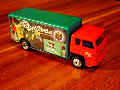 Lkw lieferwagen rot grün - lkw,
