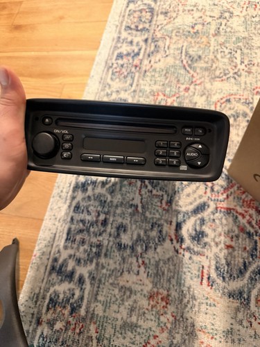 Peugeot 206cc radio - peugeot,