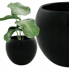 Matte schwarze Keramik