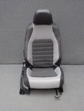 Original VW Jetta 5C Sitz vorne Rechts Beifahrersitz Stoff Teilleder