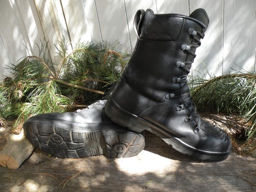 Kampfstiefel größe 280 - bw,