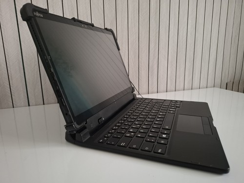 Fujitsu stylistic q738 8 - q738, i5