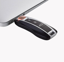 PORSCHE 64 GB USB STICK