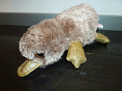 Braunes schnabeltier ty - schnabeltier, v.