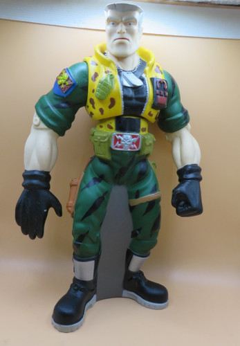 Vintage small soldiers chip - soldiers,