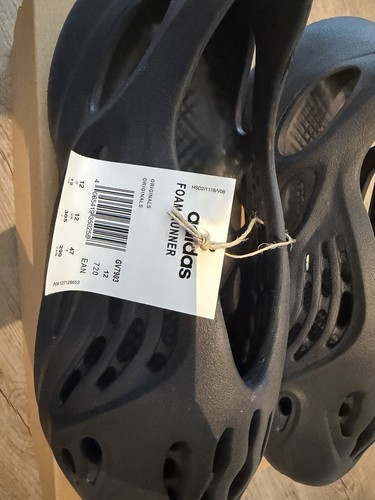 Adidas yeezy foam runner - adidas,