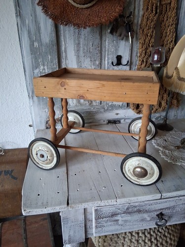 Antiker teewagen kleiner - antiker, teewagen,