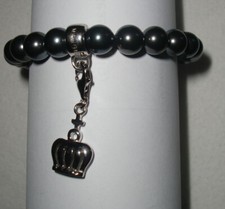 Manguun Perlen Armband – mit einem Charms „Krone“  Krone richten und weitergehen