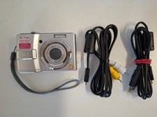 Panasonic Lumix DMC - LS80 Digitalkamera  Silber 8,1MP  3×Zoom
