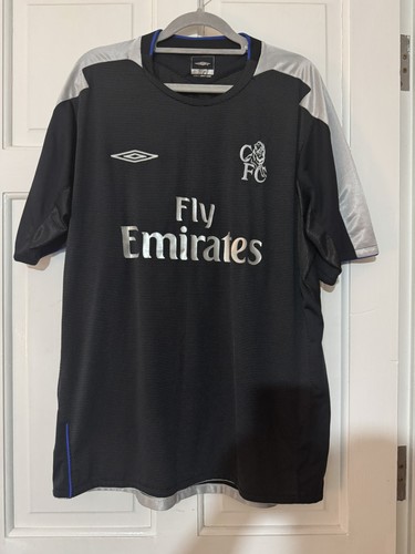 Chelsea fly emirates - ,