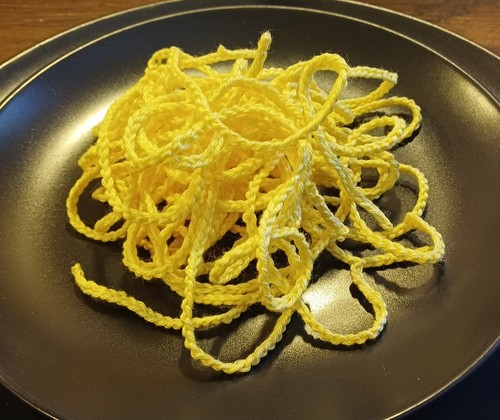 Gehäkelte spaghetti - spaghetti, –
