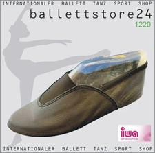 Bequeme Gymnastikschuhe aus