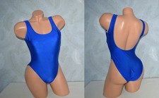 Royalblauer Wetlook Glanz