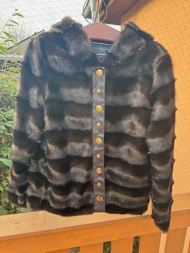 Interessante pelzjacke - interessante,
